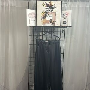 On Trend High rise Vegan leather trousers from H&M. Pleat front. Wide leg! Black